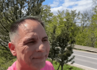 Dan Negru, de nerecunoscut în tinerețe. Fotografia rară publicată de prezentator a devenit virală