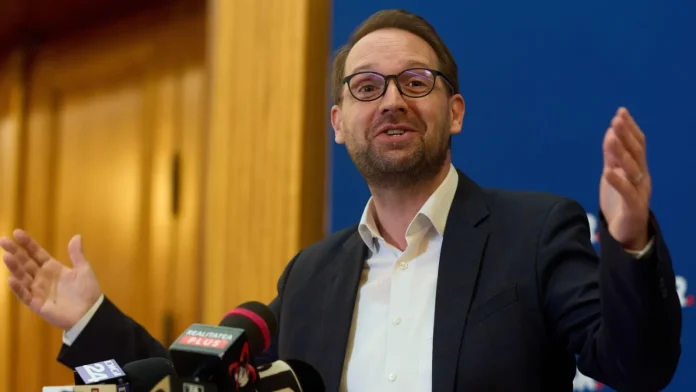 Dominic Fritz: Adevărul despre USR la guvernare cu PSD Dominic Fritz: Adevărul despre USR la guvernare cu PSD